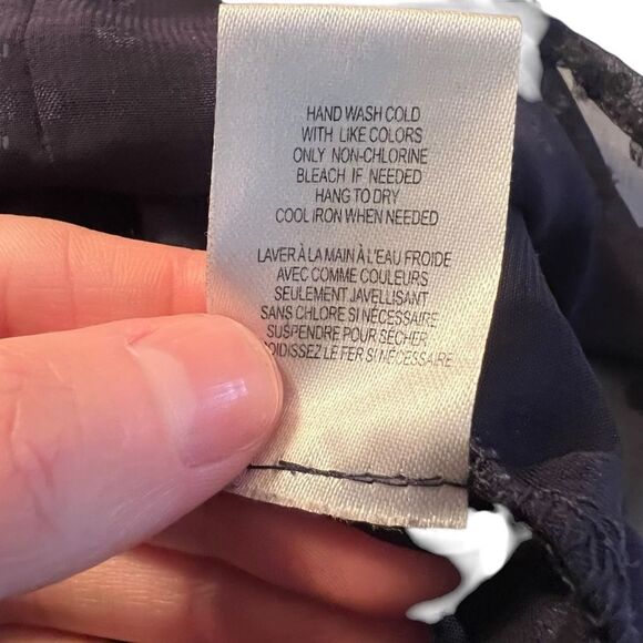 3 for $30! Anthropologie Daniel Rainn navy sheer blouse - Picture 5 of 9